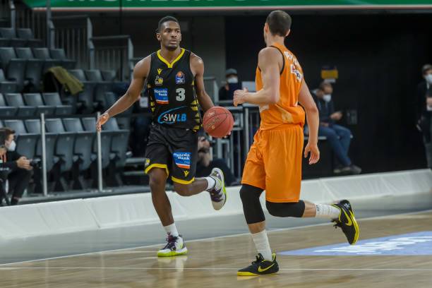 权威性成为 权威性成为