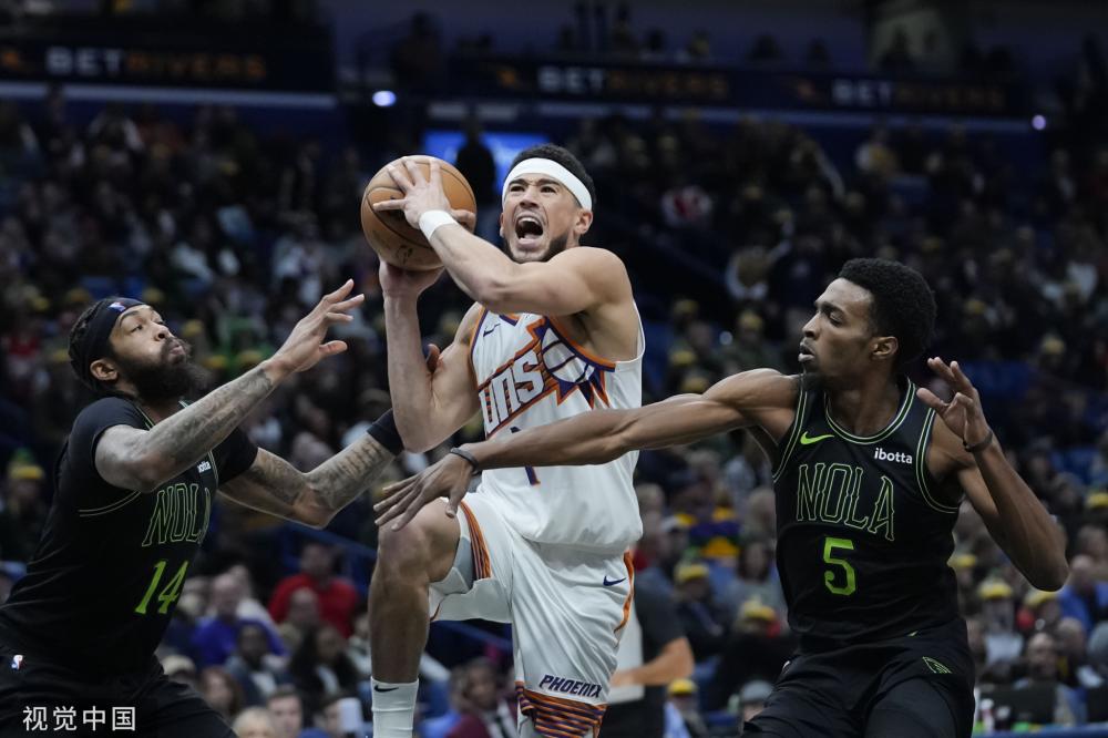 赛中频繁挥 赛中频繁挥