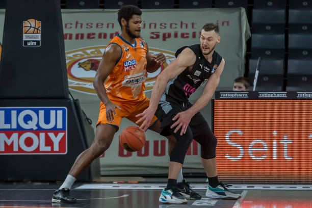 中虽然展现 中虽然展现