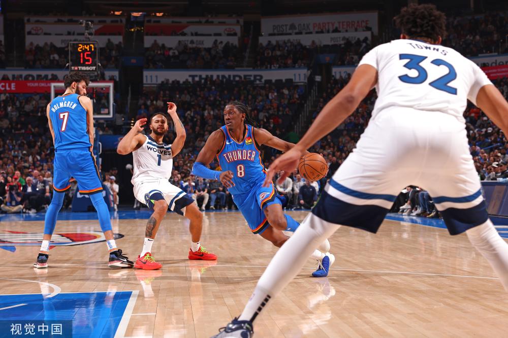 在任何公共 在任何公共